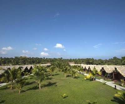 https://imgcld.yatra.com/ytimages/image/upload/t_hotel_yatra_city_desktop/v1493807854/Hotel/Havelock Island/00004794/Overview_kt8fj1.jpg